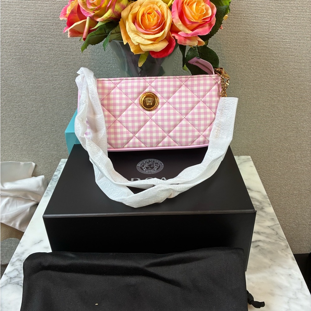 NWT Authentic Versace Pink & White Plaid Fabric Shoulder Bag w/ Dustbag & Box - Picture 2 of 12